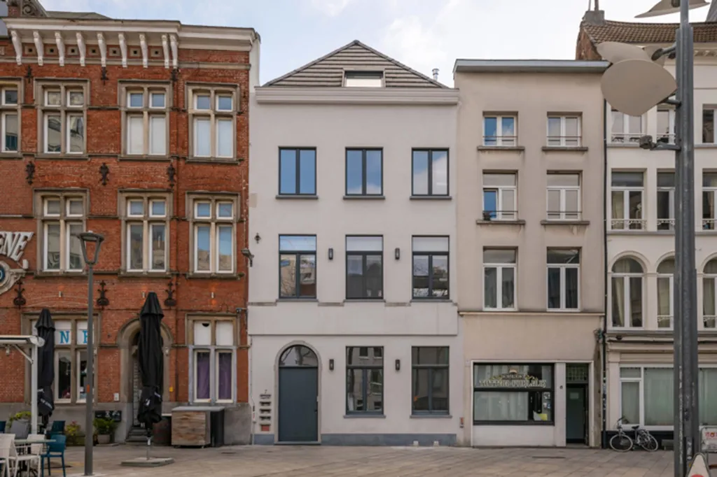 Exterior - Duplex Penthouse with Spacious Terrace in Antwerp