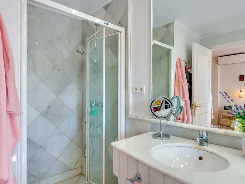 Bagni - Charming Adosado with Pool in Marbella Centre