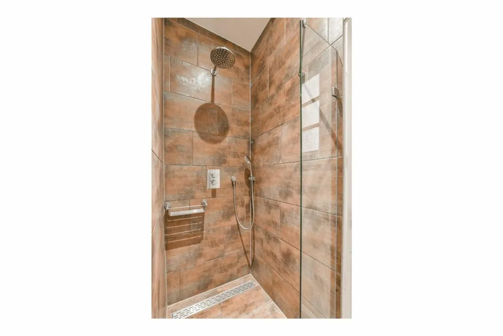 Salles de bain - Renovated Ground Floor Flat with Garden in Oud-West
