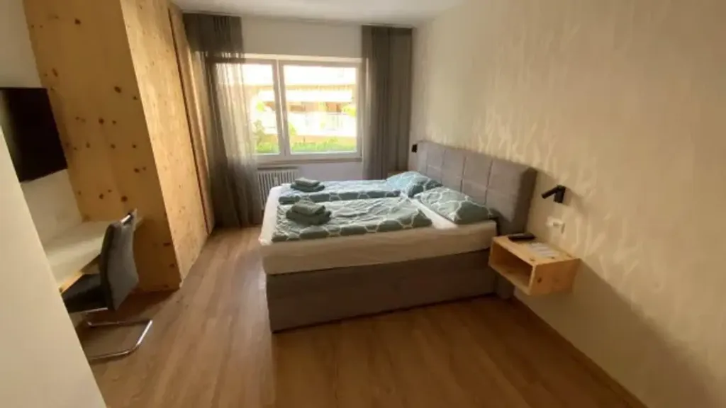 Chambres - Restored Apartment with Balcony in Merano