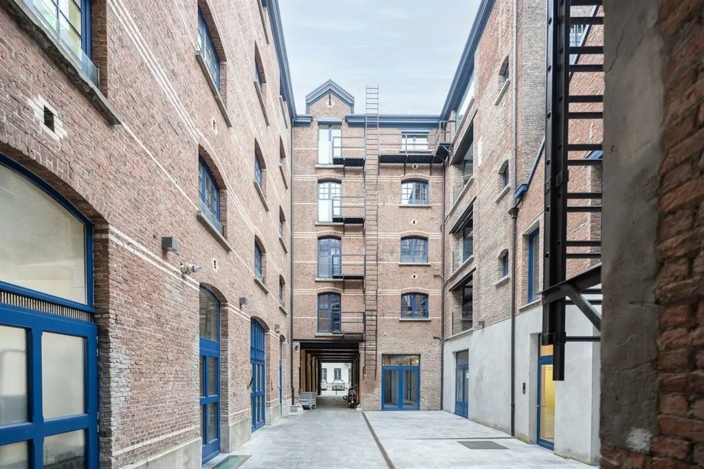 Aed - Renovated Loft with Terrace on Eilandje