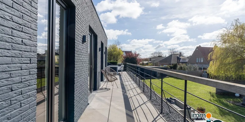 Balcon - Maison avec Grand Jardin à Bredene, Proche de la Mer