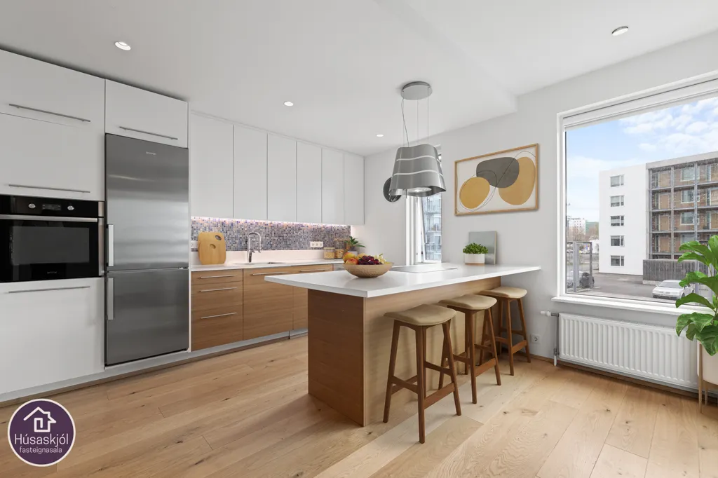 Kitchen - Apartment with Balcony in Reykjavik