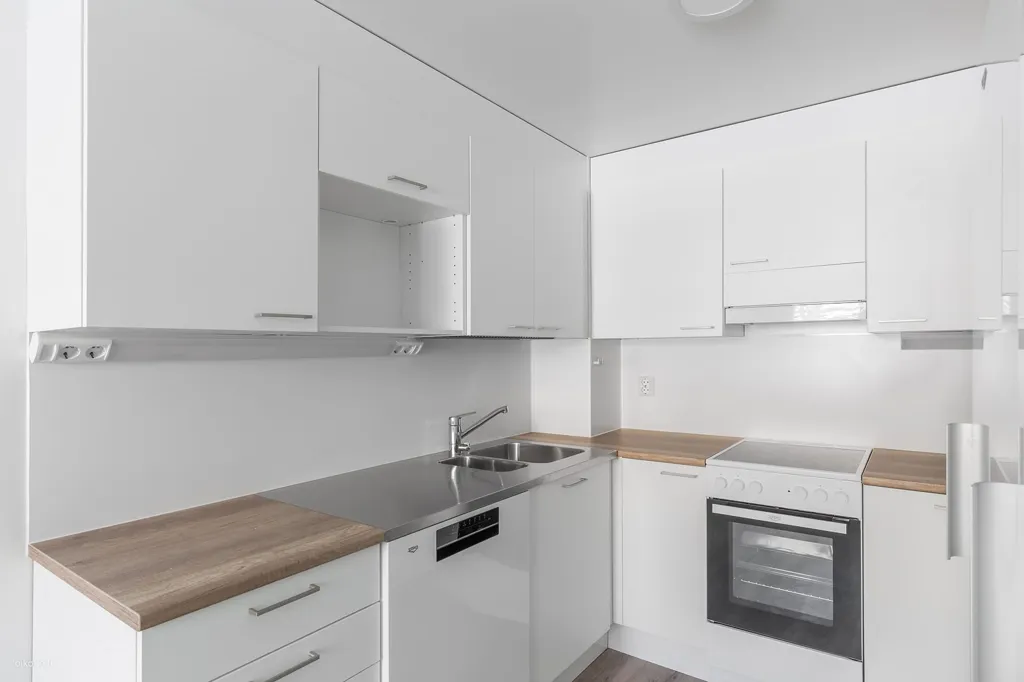 Cuisine - Modern Flat with Sauna in Nöykkiö, Espoo