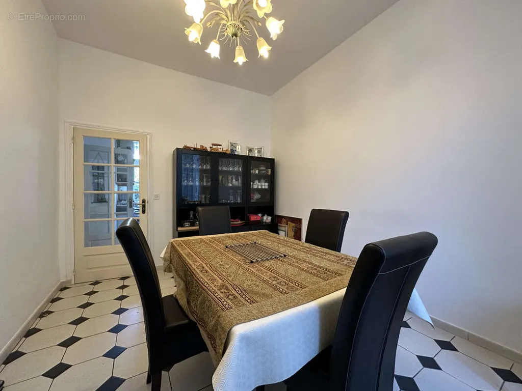 dining_room