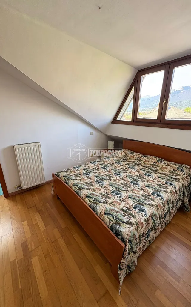 Chambres - Modernised 1-Bedroom in Central Sedico