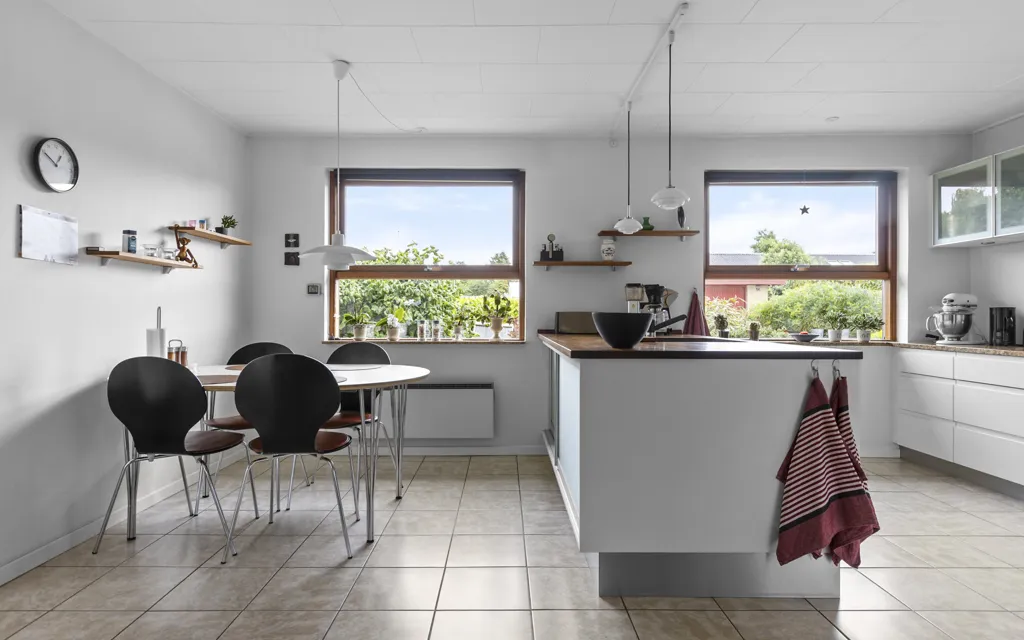 Cuisine - Family Villa with Garden in Kalundborg