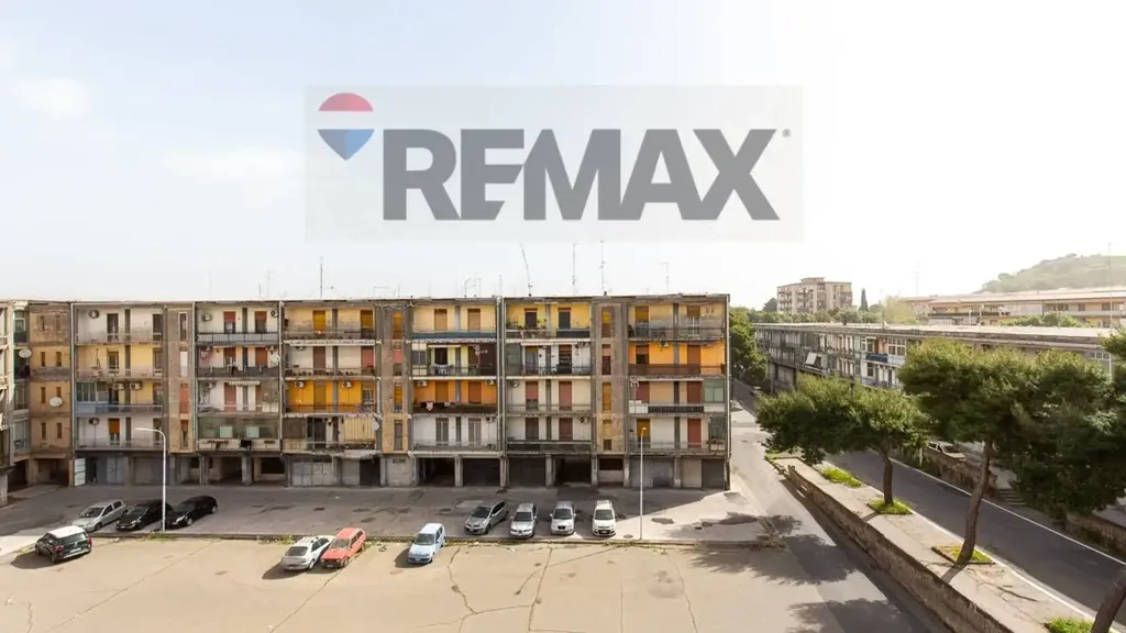 Välivaade - 4-Room Apartment with Balcony in Catania
