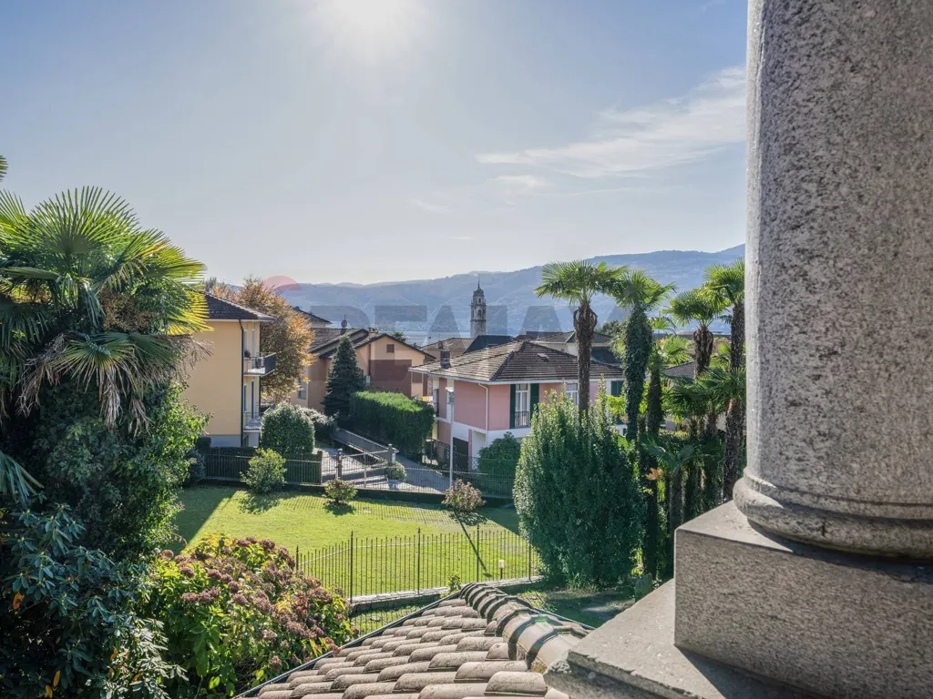 Jardin - Modern Penthouse with Lake View in Verbania