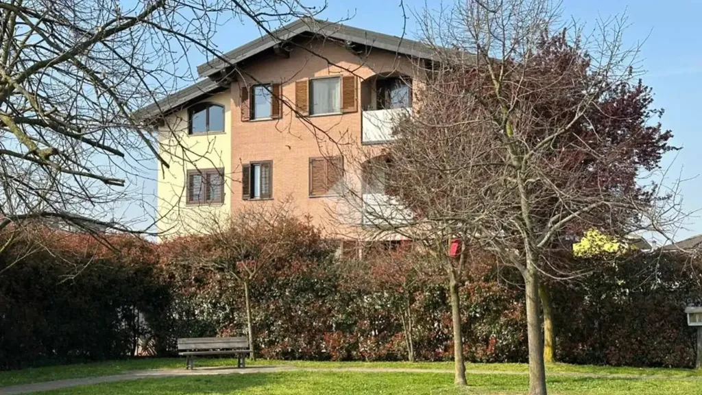 Extérieur - Attico with Balcony in Crespiatica