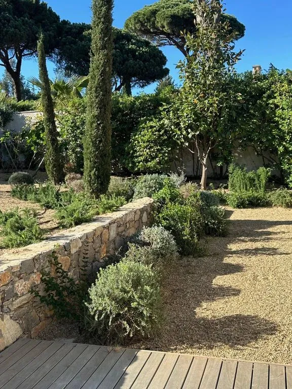 Giardino - Luxury Villa with Sea View in Sainte-Maxime