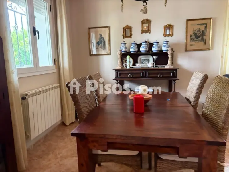 Söögituba - Independent Chalet with Garden in Labajos
