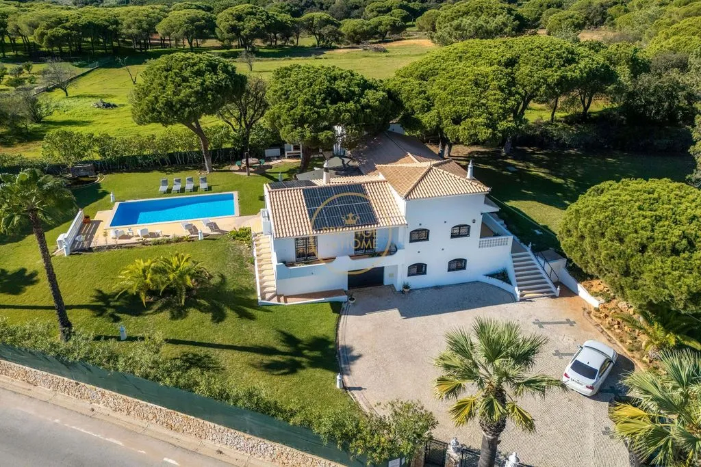 Õhuvaade - Luxury Villa with Pool in Quarteira