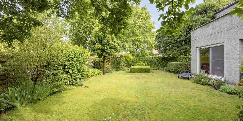 Jardin - Maison avec Espace Bureau dans le Quartier Prisé de Hoogstraten