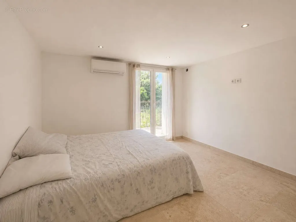 Chambres - Maison avec Piscine et Jardin à Allauch