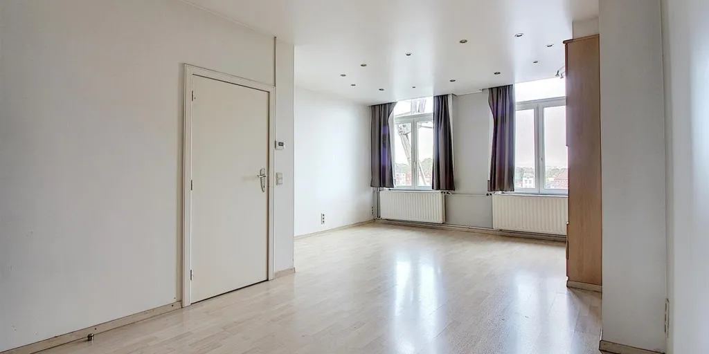 Toad - Apartment with Terrace in Tournai