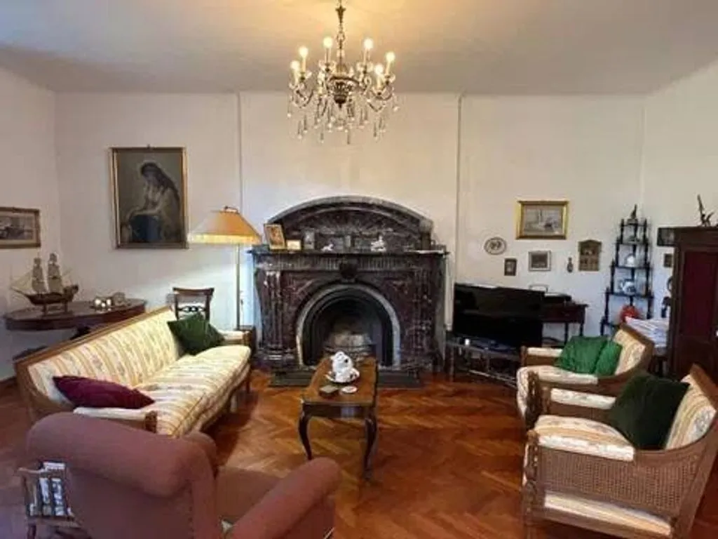 Séjour - Historic Villa with Panoramic Tower in Tuscany