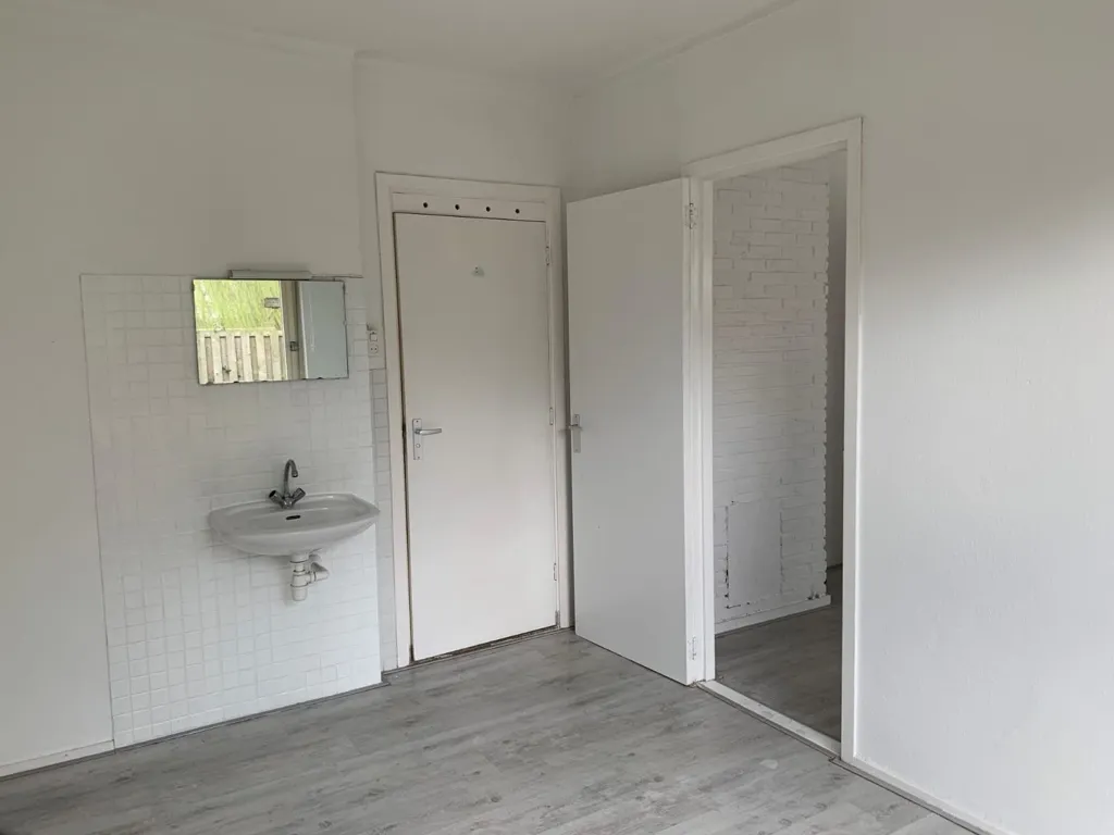 Badezimmer - 4-Bedroom Apartment with Garden in Enschede