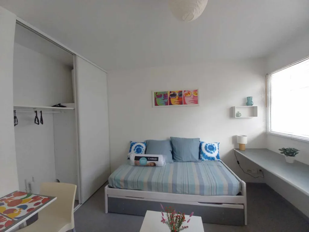 Chambres - Studio Meublé avec Parking à Montpellier