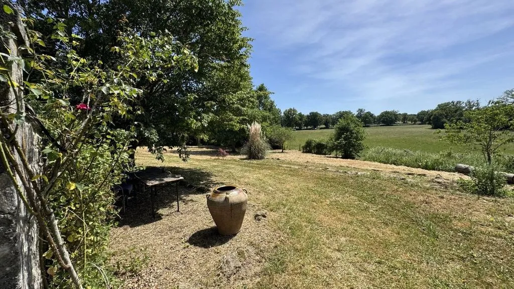 Aed - Charming Domain with Pool near Autry Isards