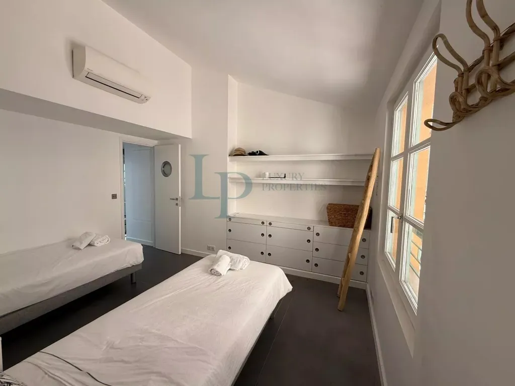 Magamistoad - Duplex with Patio in Saint-Tropez Village