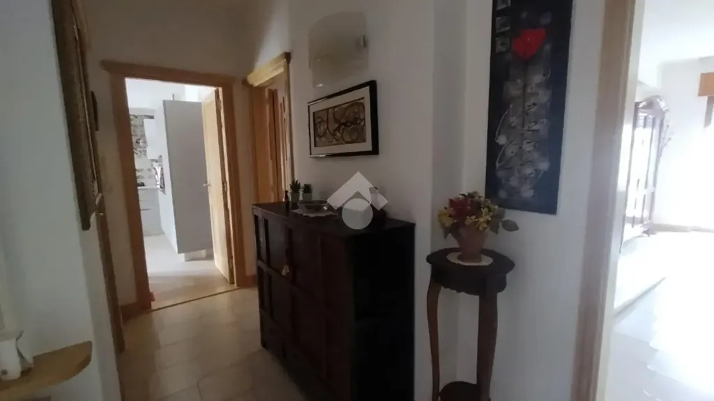 Entrée - Spacious Apartment with Balcony in Castrolibero