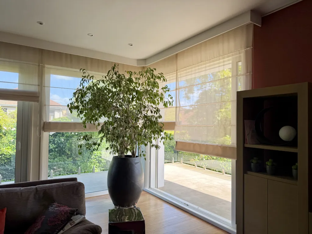 Soggiorno - Architect-Designed House in Chauffailles Town Centre