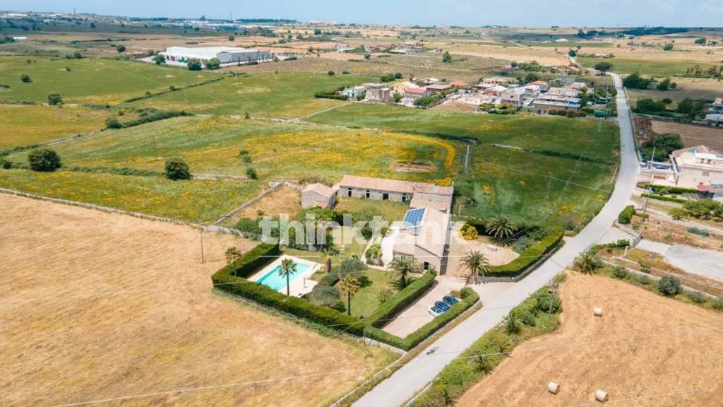 Õhuvaade - Rustic Villa with Pool in Ragusa