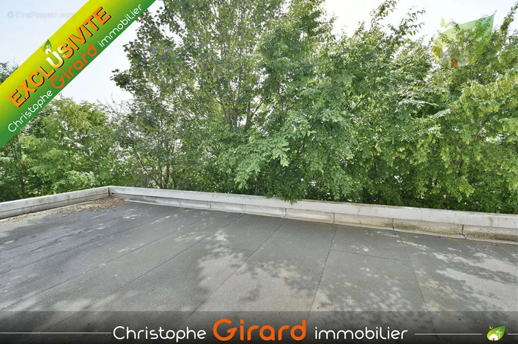 5-room apartment in Saint-Domineuc