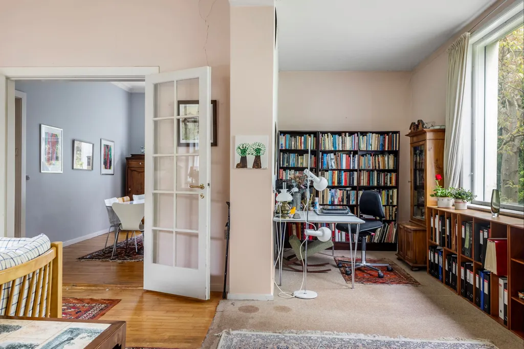 Kabinet - Historic Villa with Character in Jægersborg