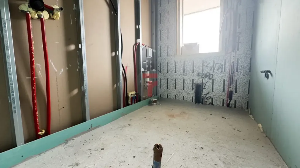 Rooms - New Construction Apartment with Private Garden in Stra