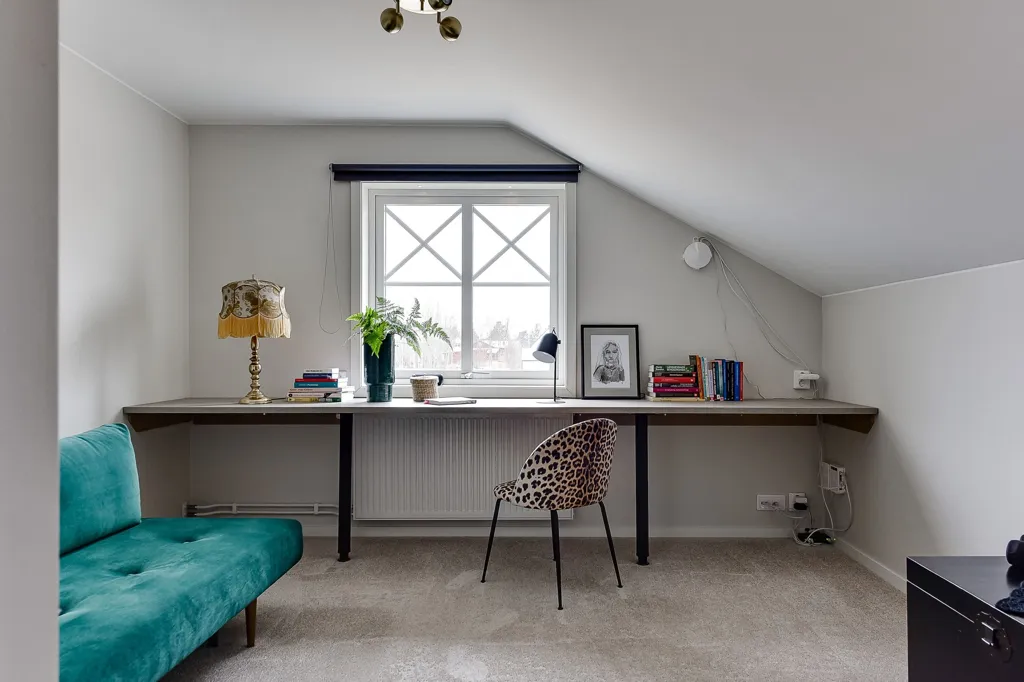 Studio - Renovated Villa with Workshop in Degernäs