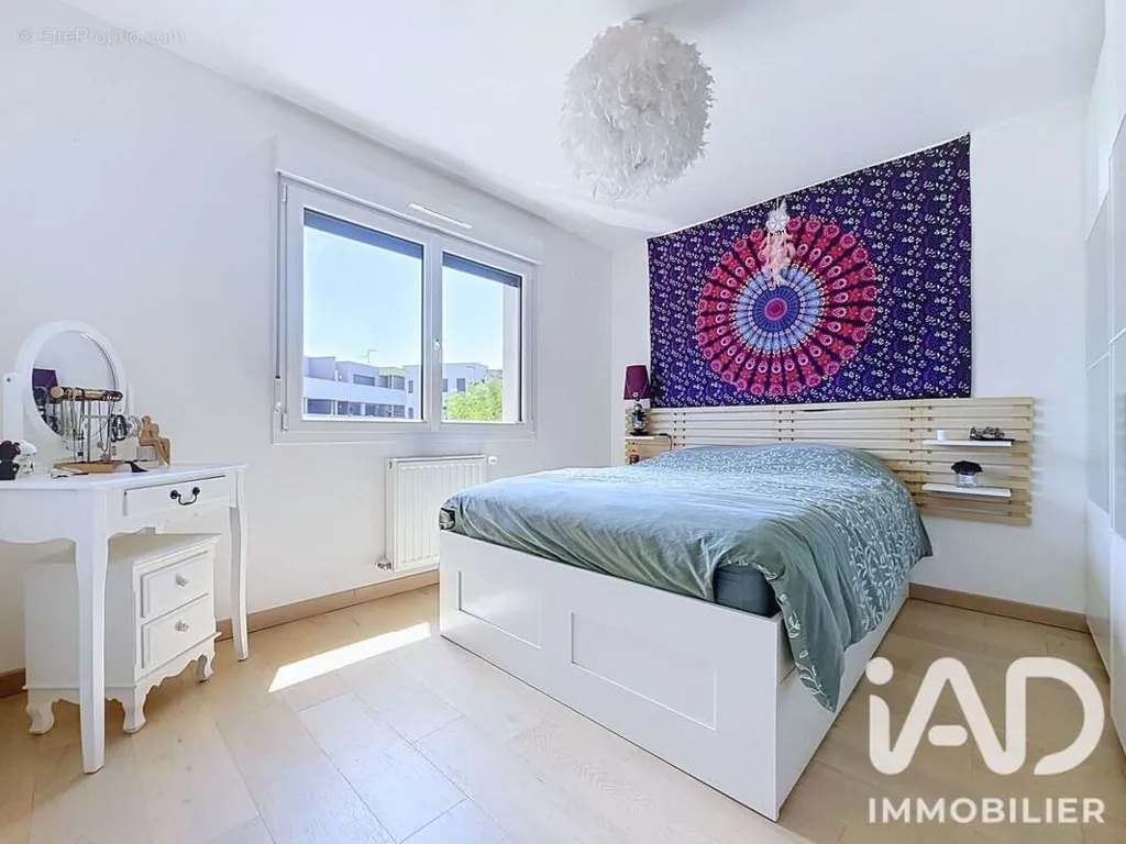 Chambres - Maison avec Terrasse et Jardin à Manom