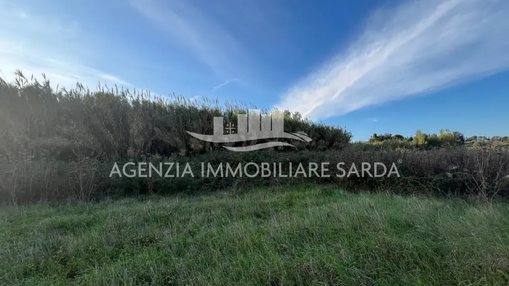 Jardin - Villa with Seafront Potential in Alghero