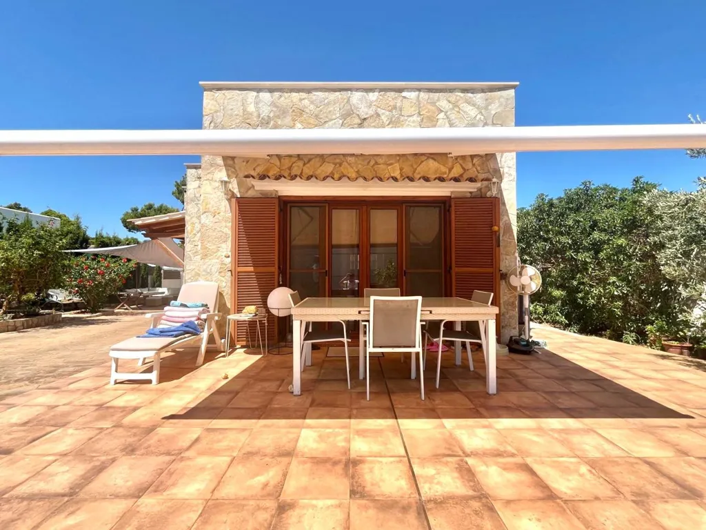 Terrass - Single-Storey Villa with Pool in El Toro, Calvià