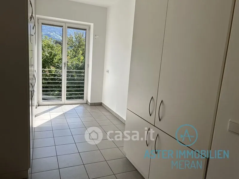 Toad - Villa with Extensive Garden in Lana