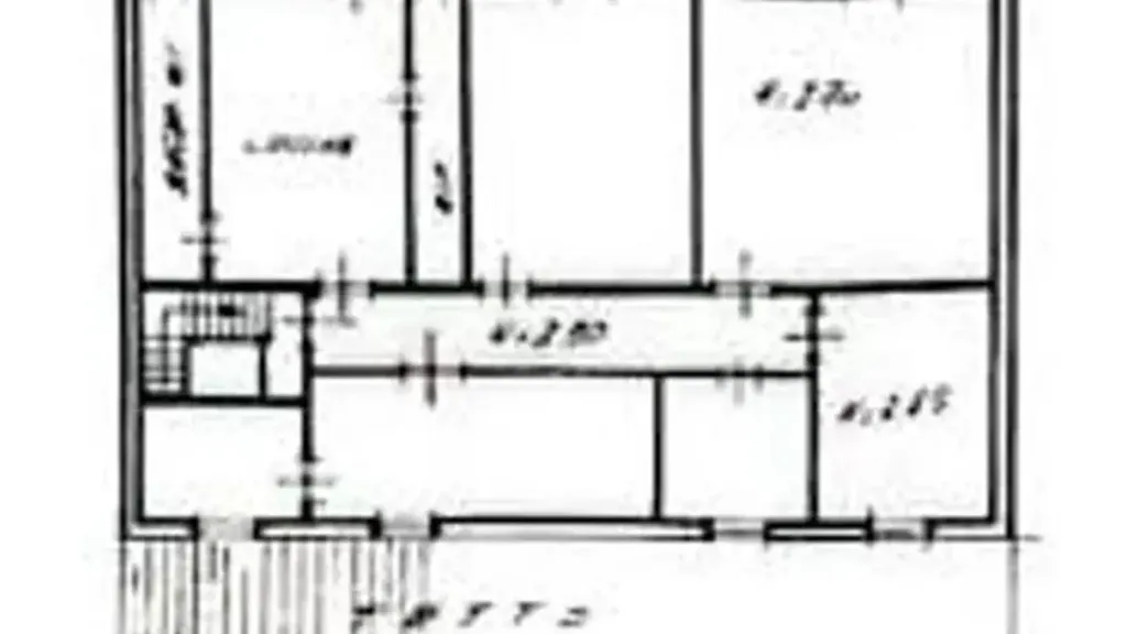 Plan - Apartment with Balcony in Livorno Centre