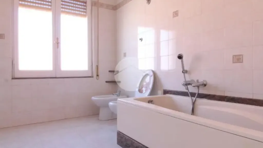 Salles de bain - Spacious Apartment with Balconies in Quartu Sant'Elena