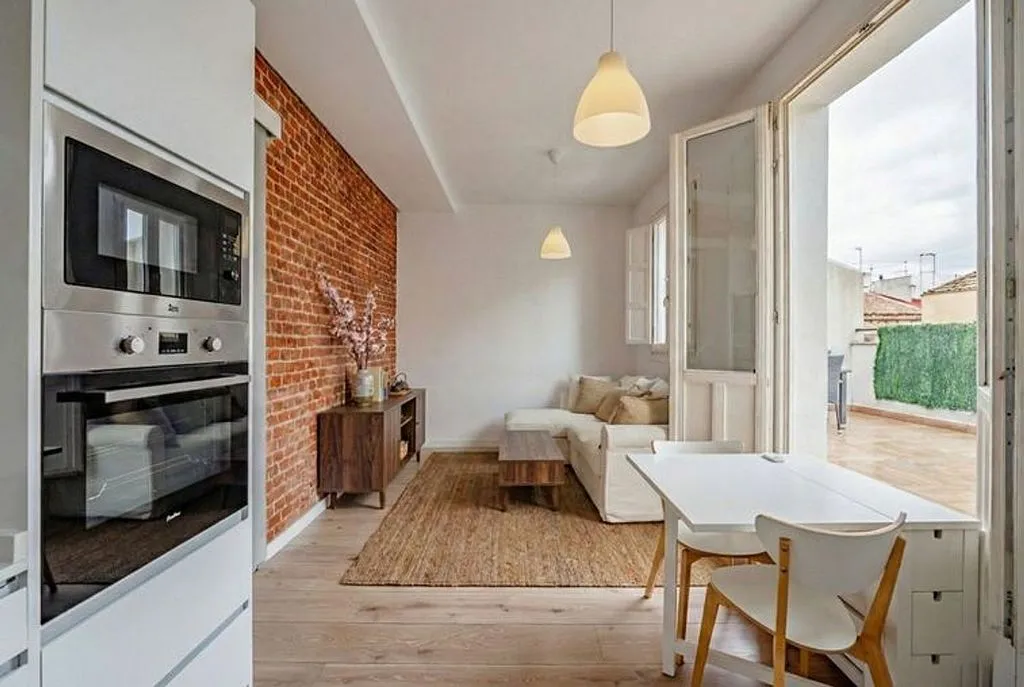Cuisine - Penthouse with East-Facing Terrace in Almagro