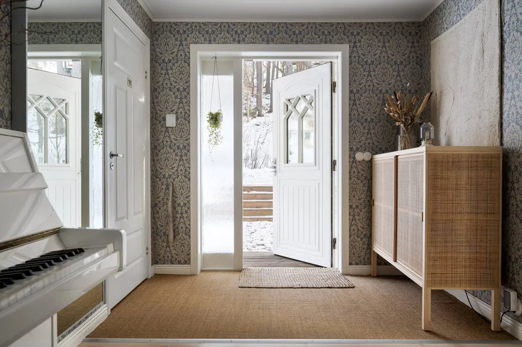 Entrée - Renovated Villa with High Ceilings on Dalarö