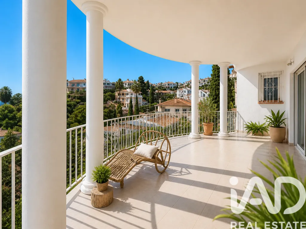 Terrass - Duplex with Sea Views in Vélez-Málaga
