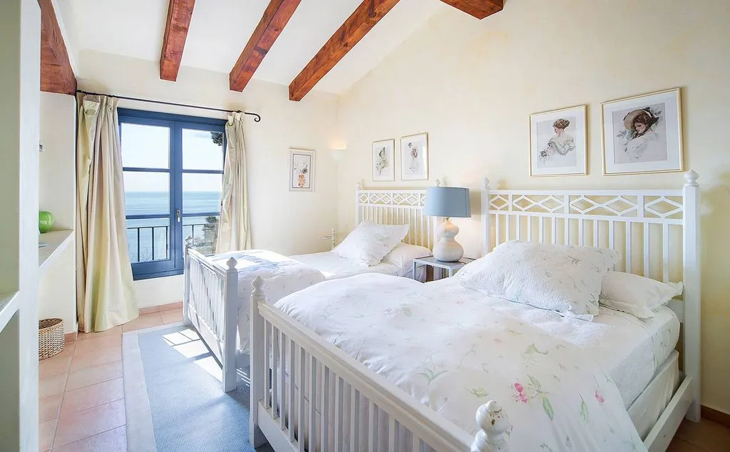 Chambres - Luxury Villa with Pool in Cala Llamp