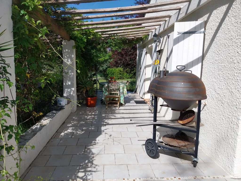 Terrasse - Maison de Plain-Pied avec Vue Panoramique à Lucéram