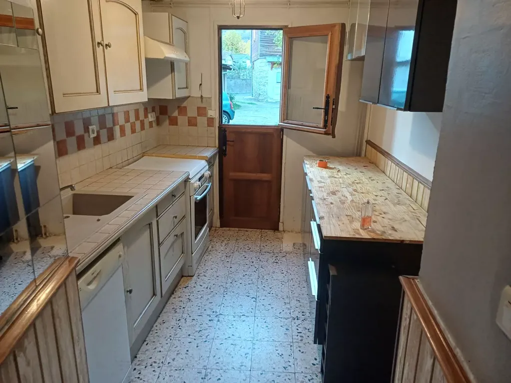 Cucina - Village House with Garden in Arignac