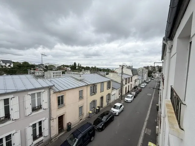 Rõdu - T3 Flat with Balcony in Brest Saint Michel