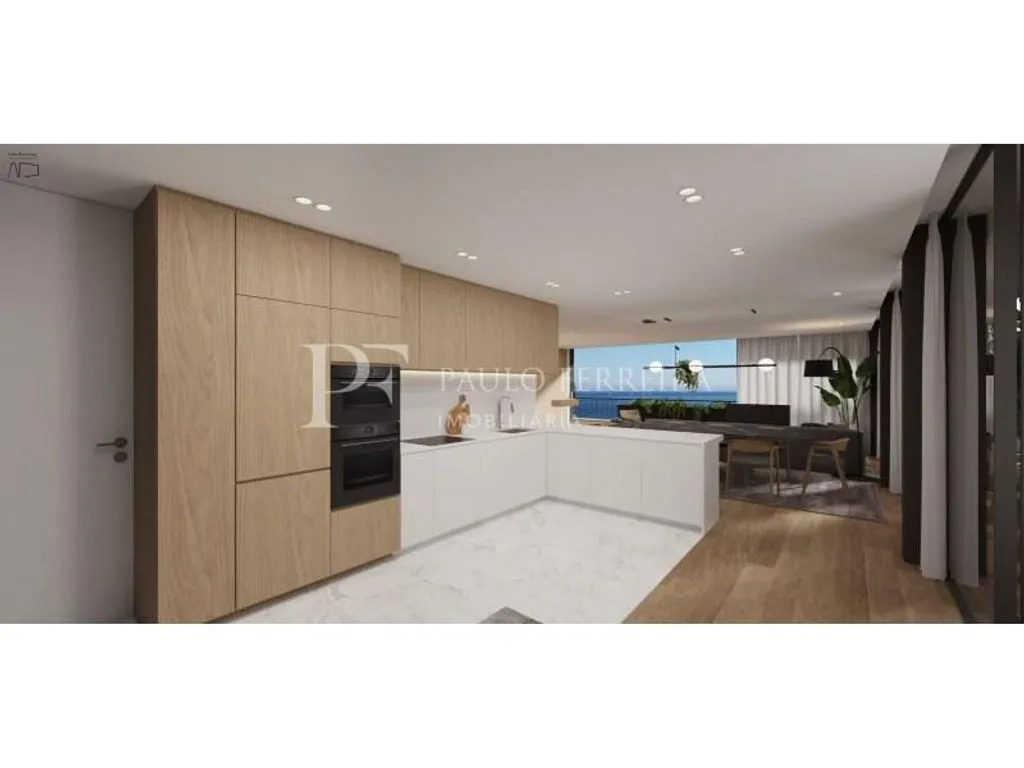 Luxury Flat with Waterfront Views in Vila Nova de Gaia
