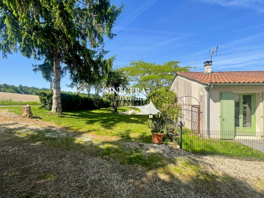 Jardin - Maison de Caractère avec Piscine en Campagne