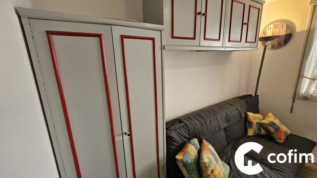 Séjour - Appartement 1 Pièce avec Ascenseur à La Pierre Saint Martin