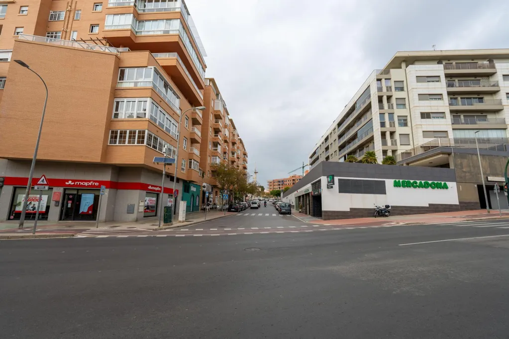 Exterior - Commercial Property with High Visibility in Almería