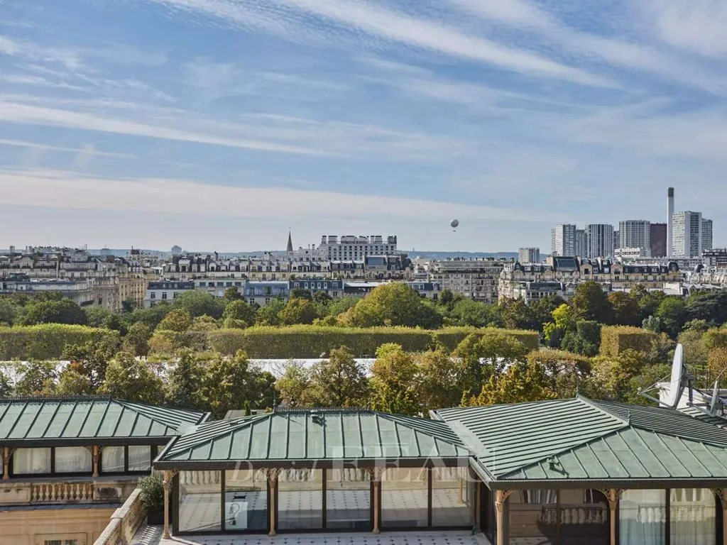 Terrace - Luxury Duplex with Balcony Views near Eiffel Tower